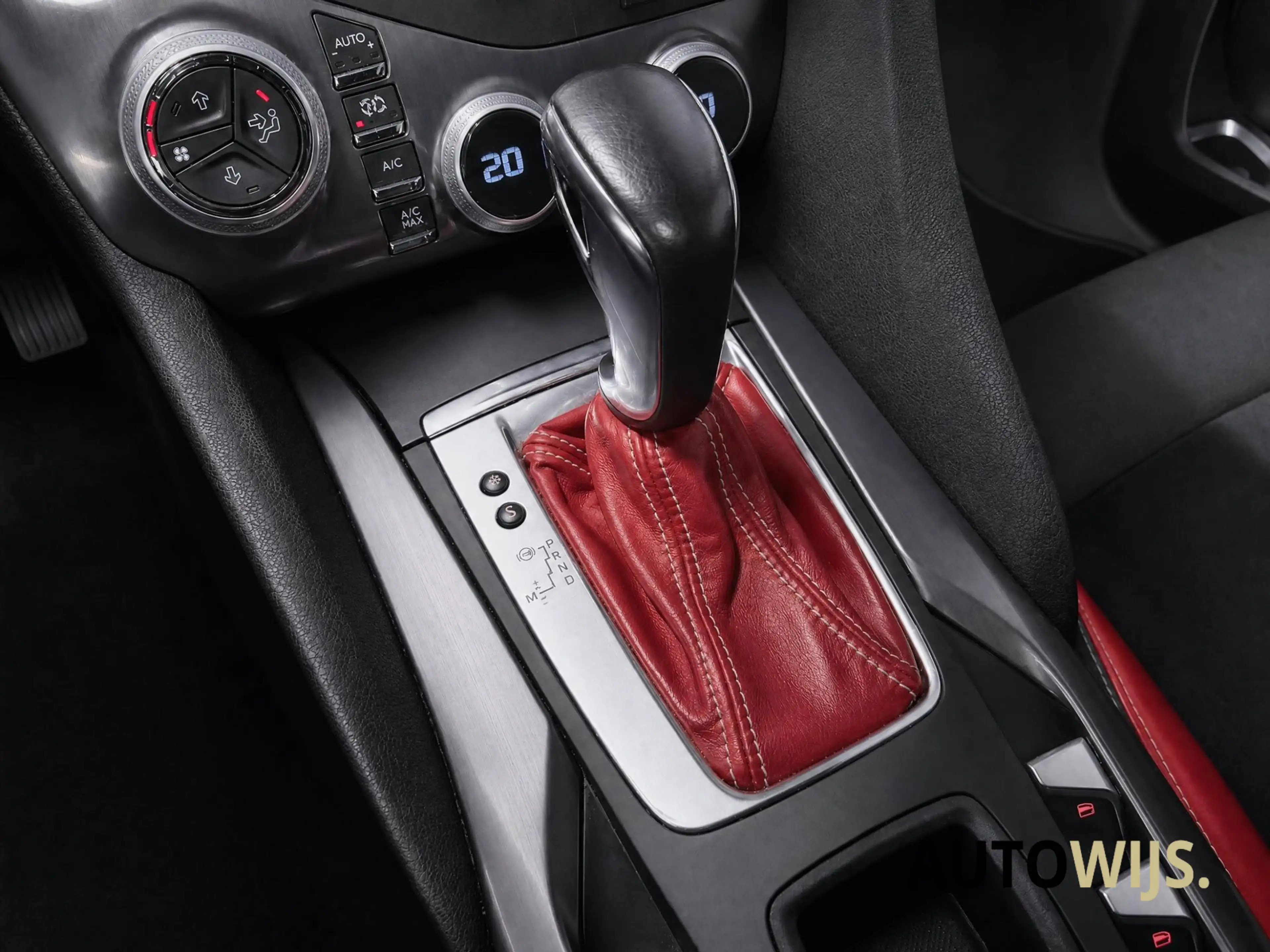 Citroen DS5 1.6 THP So Chic|AUT|NL AUTO|KEYLESS|ALCANTARA|XENO — photo 15