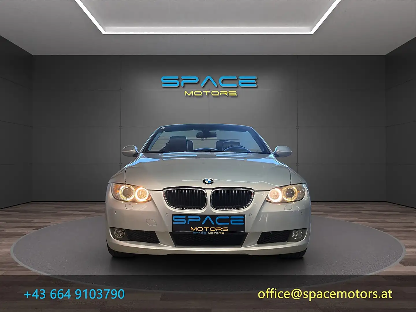 BMW 320 i Cabrio Grau - 2