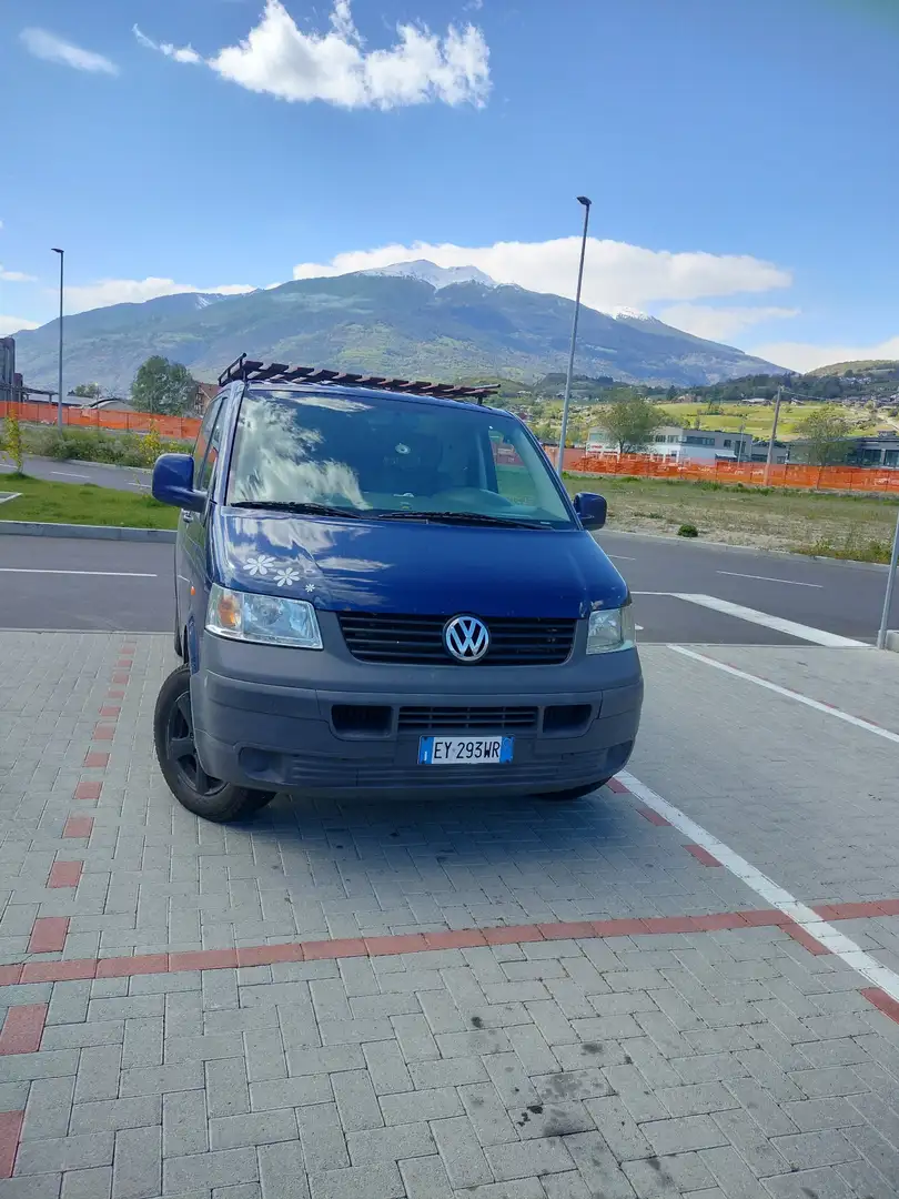 Volkswagen T5 Transporter - 1