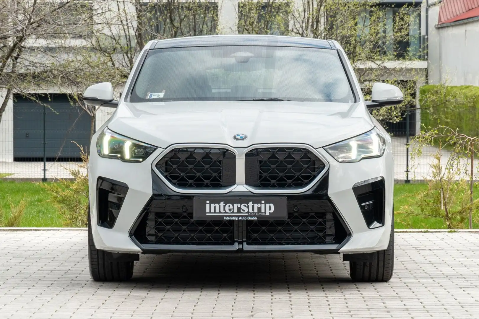 BMW X2 18 d sDRIVE.M SPORT.PR.ASS.PANORAMA.HIFI.SHZ Blanc - 2