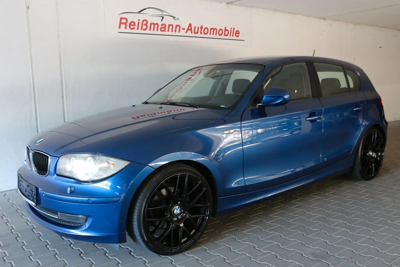 BMW 118 d, Autom., Xenon, Navi, Sitzhzg., Lenkradhzg. Blau - 1