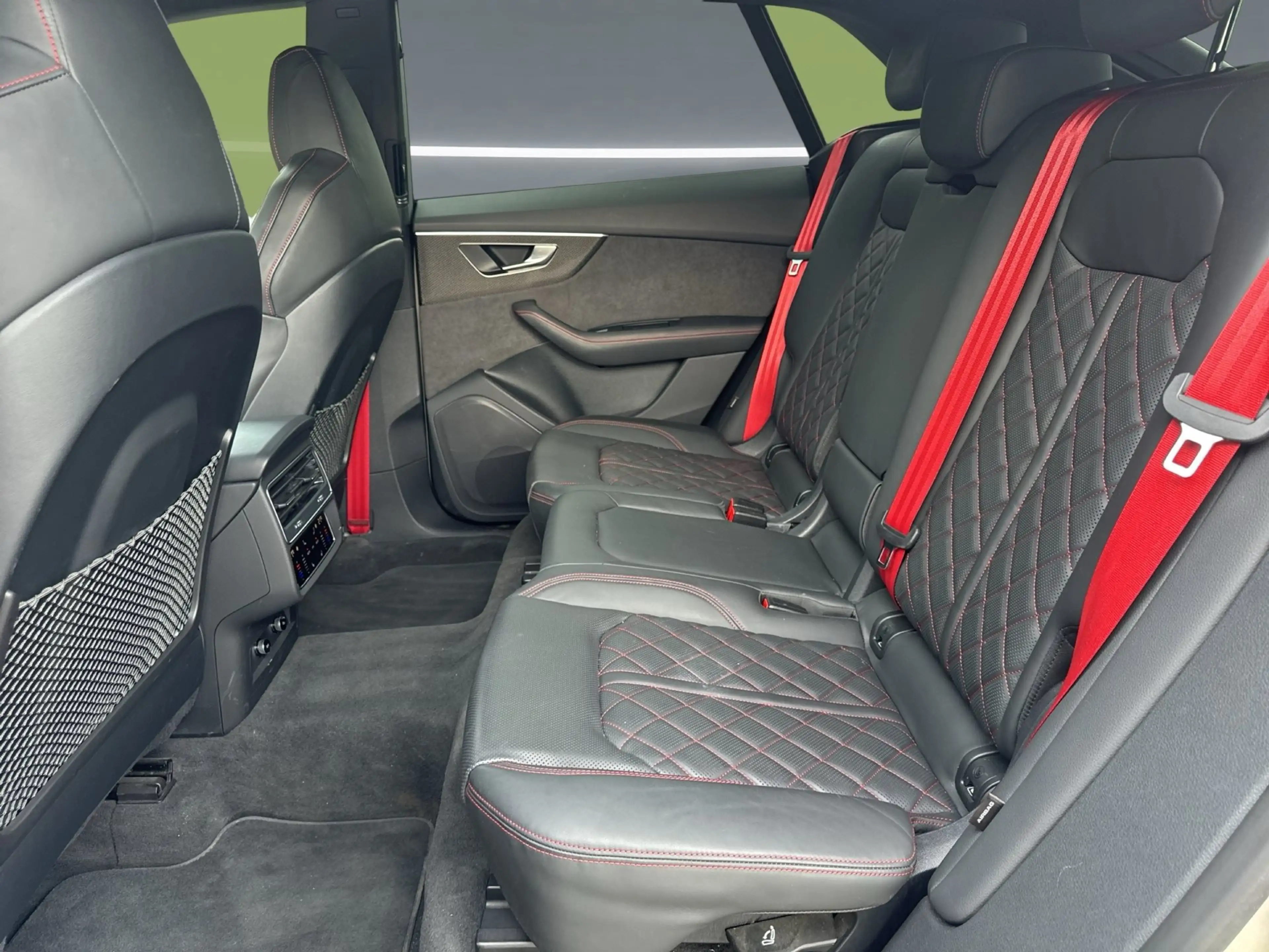 Audi SQ8 TFSI tiptronic competition HD-MATRIX AHK 23" — photo 14