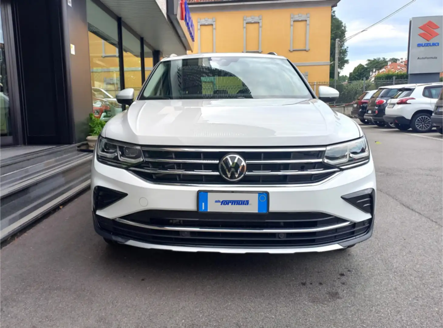 Volkswagen Tiguan 1.5 TSI 150 CV DSG Weiß - 2