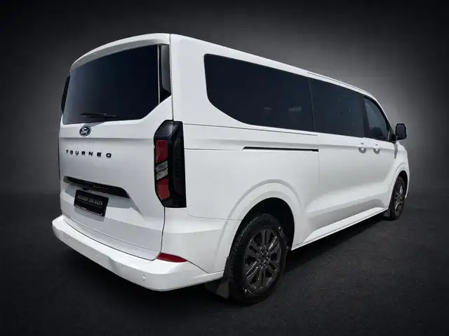 Ford Tourneo Custom view 6
