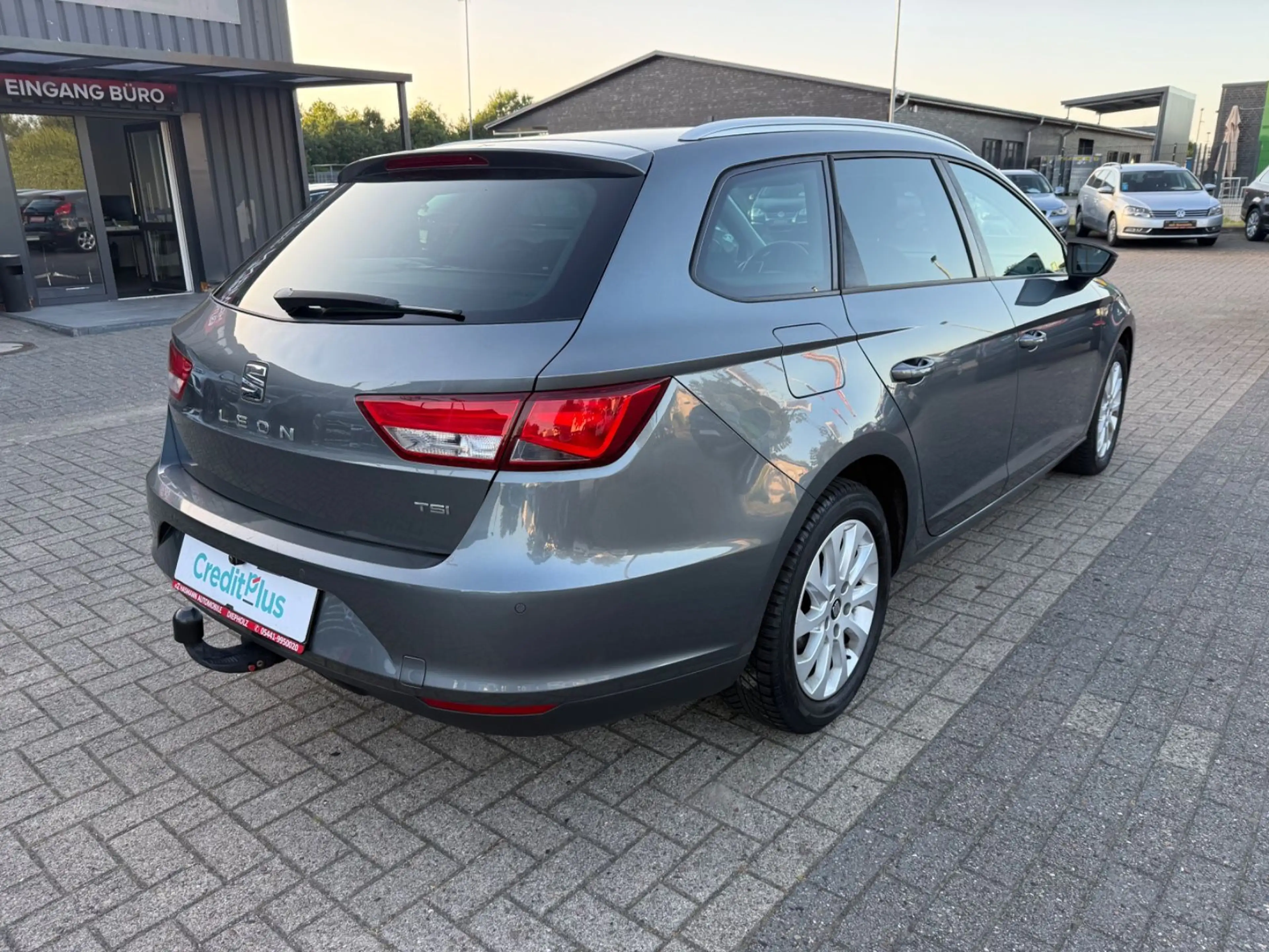 SEAT Leon ST Style*2.HAND*SCHECKHEFT*NAVI*6-GANG — photo 4