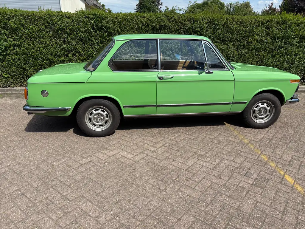 BMW 2002 1976 из Европы — купить под ключ