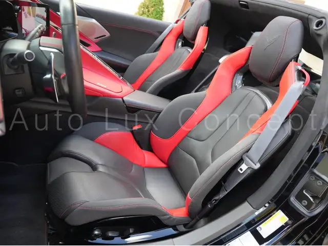 Chevrolet Corvette view 7