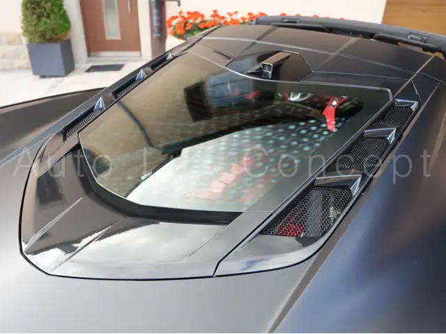 Chevrolet Corvette view 10