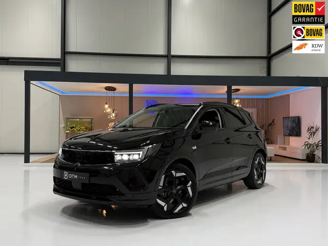 Opel Grandland GSe 300pk PHEV 4x4 | Trekhaak | 360° | Stuur+Stoel