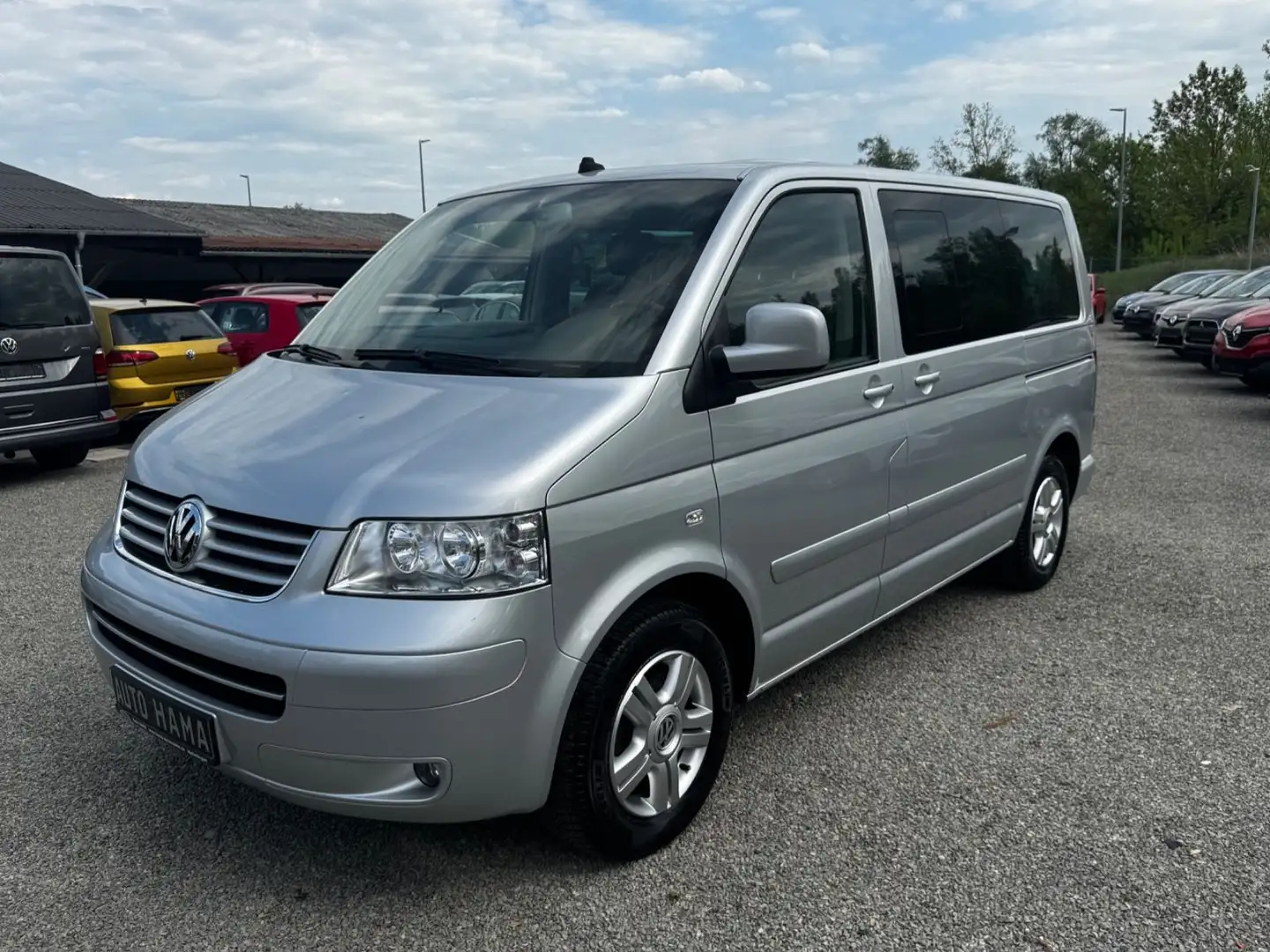 Volkswagen T5 Transporter T5 Multivan Highline 174 PS *ALCANT*E.SCHIEB*AHK Plateado - 1