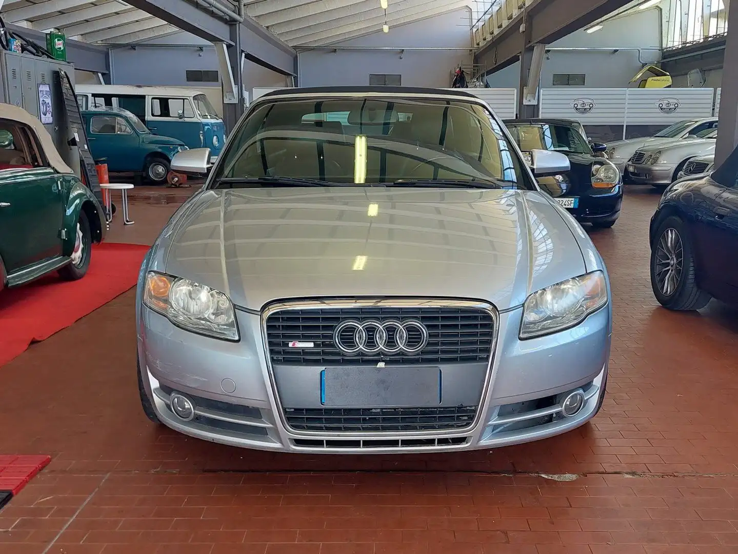 Audi A4 A4 Cabrio 2.0 tdi fap S Line Plateado - 2
