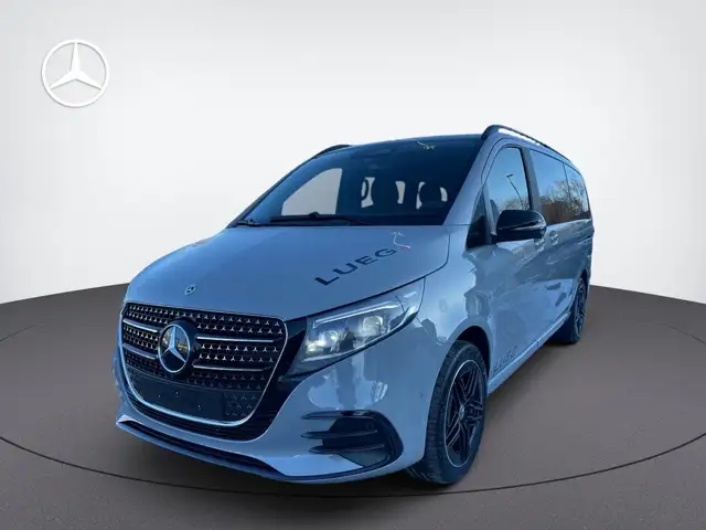 Mercedes-Benz null