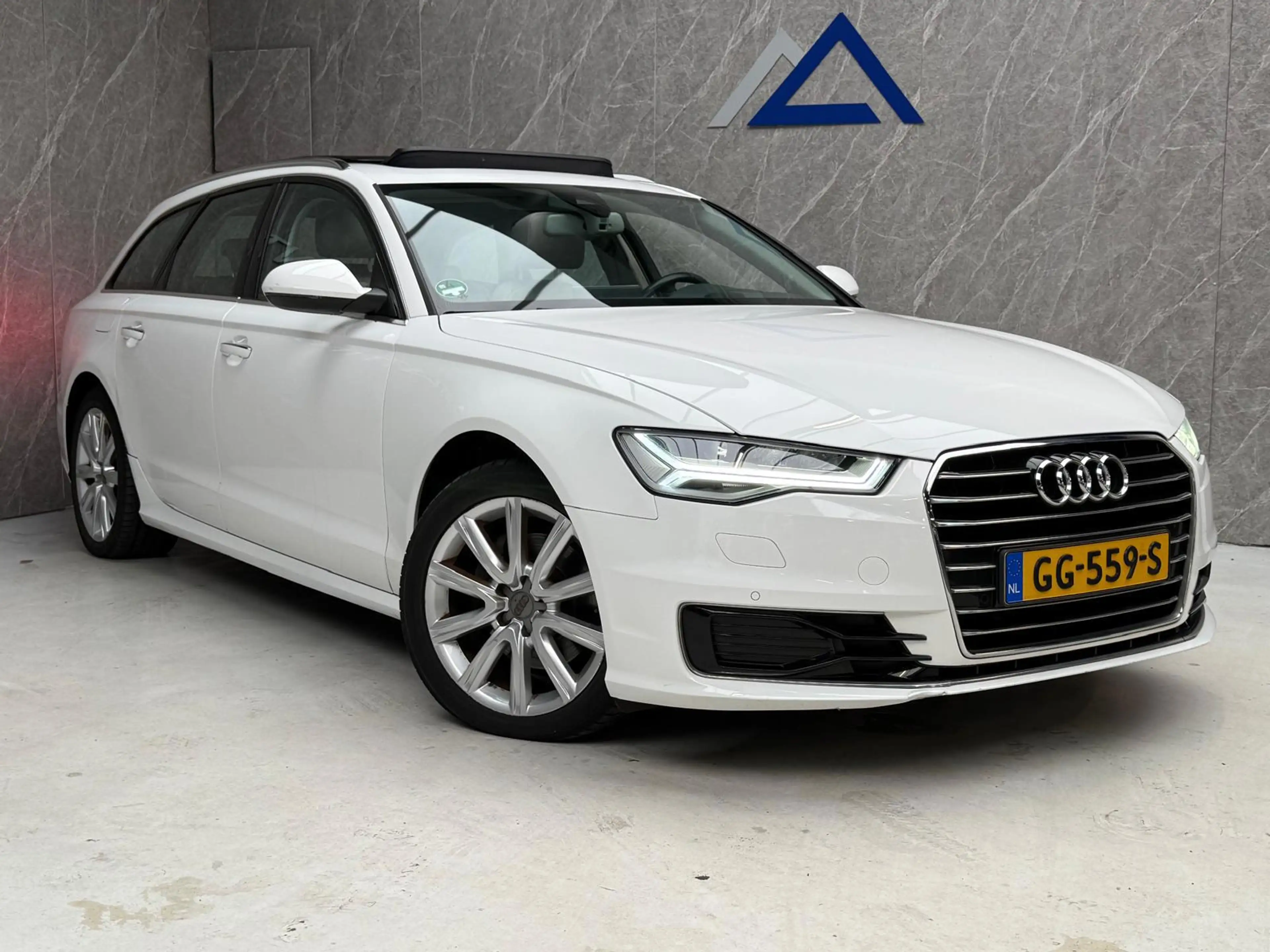Audi A6 Avant 1.8 TFSI ultra / NAP / 1e Eigenaar / Panoram — photo 3