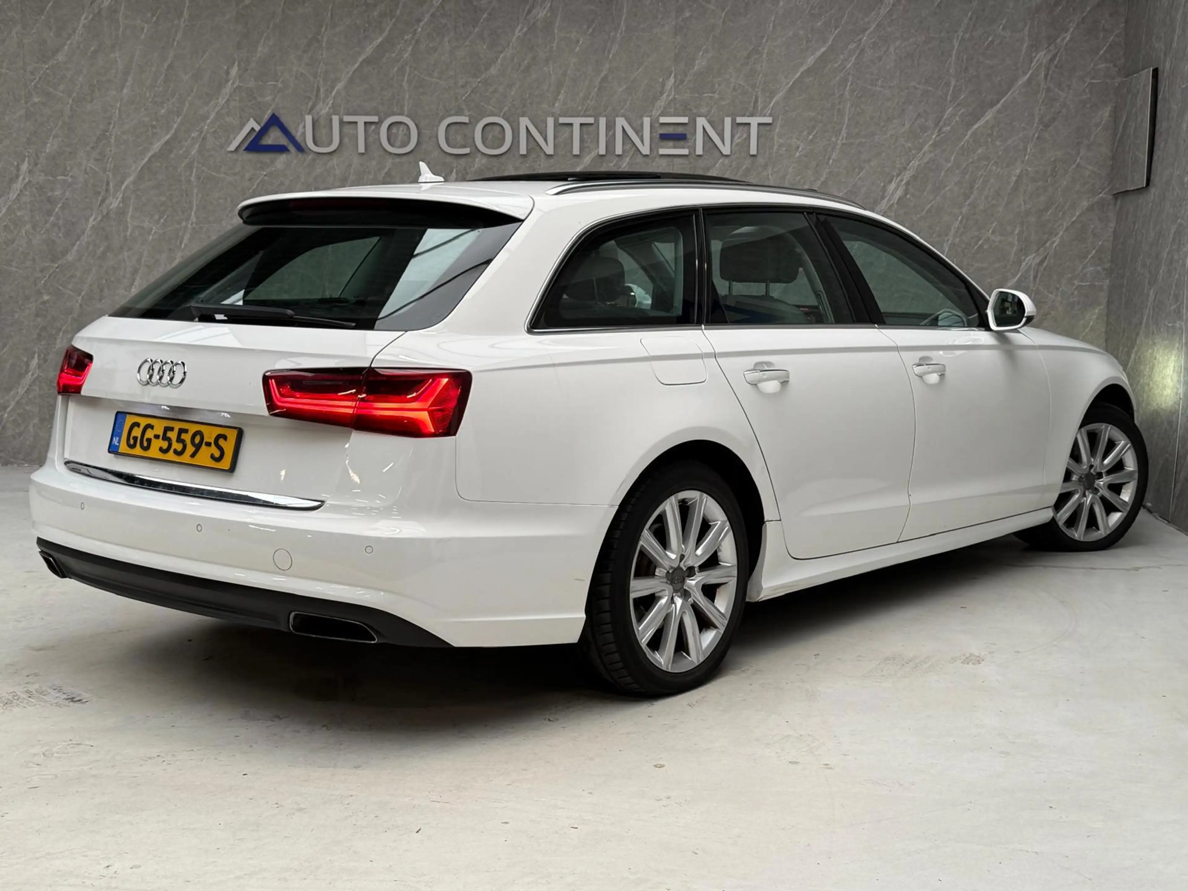 Audi A6 Avant 1.8 TFSI ultra / NAP / 1e Eigenaar / Panoram — photo 2