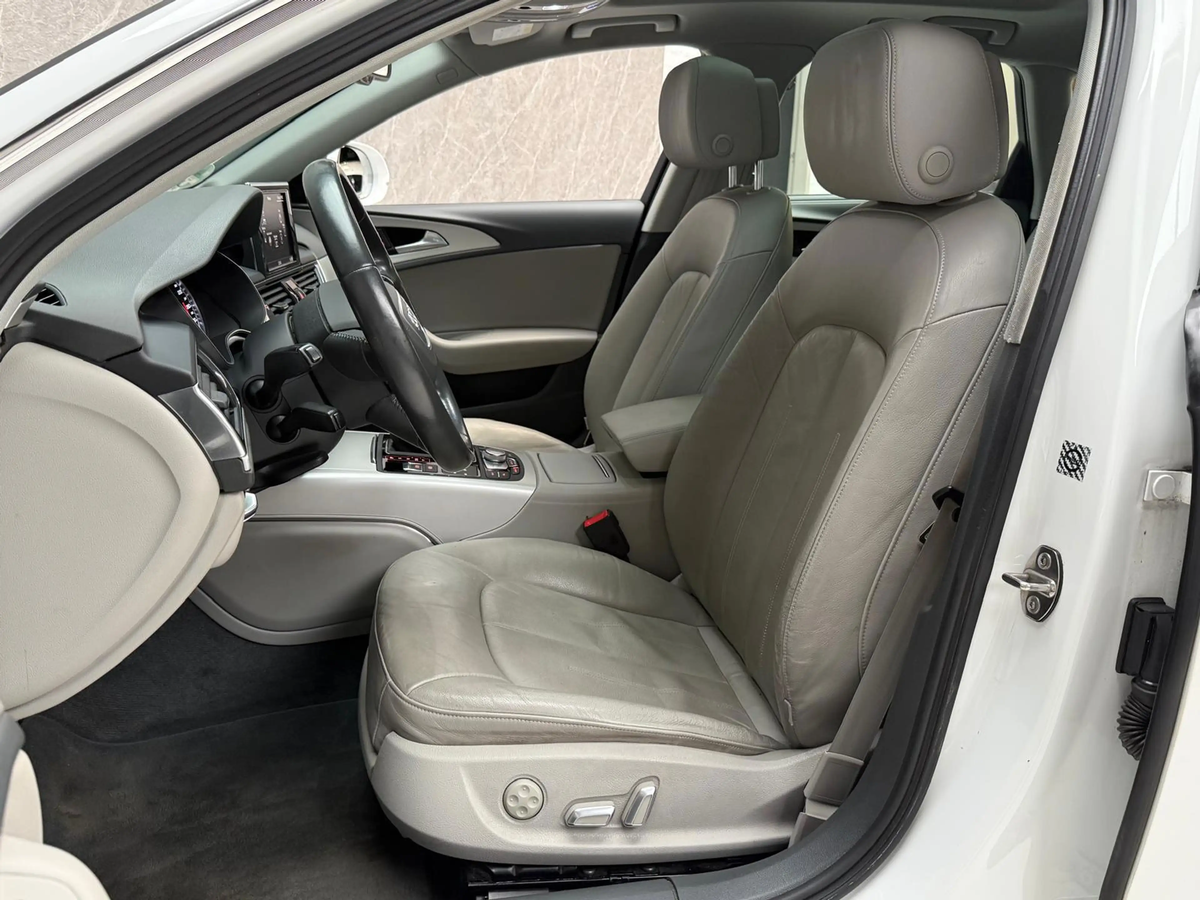 Audi A6 Avant 1.8 TFSI ultra / NAP / 1e Eigenaar / Panoram — photo 14