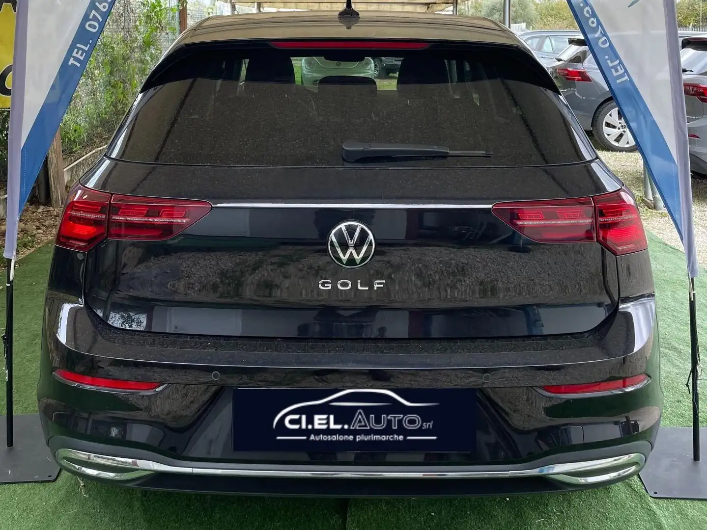 Volkswagen Golf Golf 8 2.0 tdi style 115cv Zwart - 2