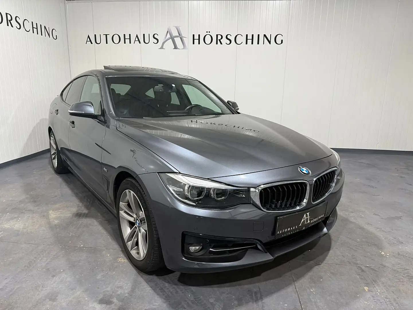BMW 318 d Gran Turismo Sport Line Aut. Grau - 1