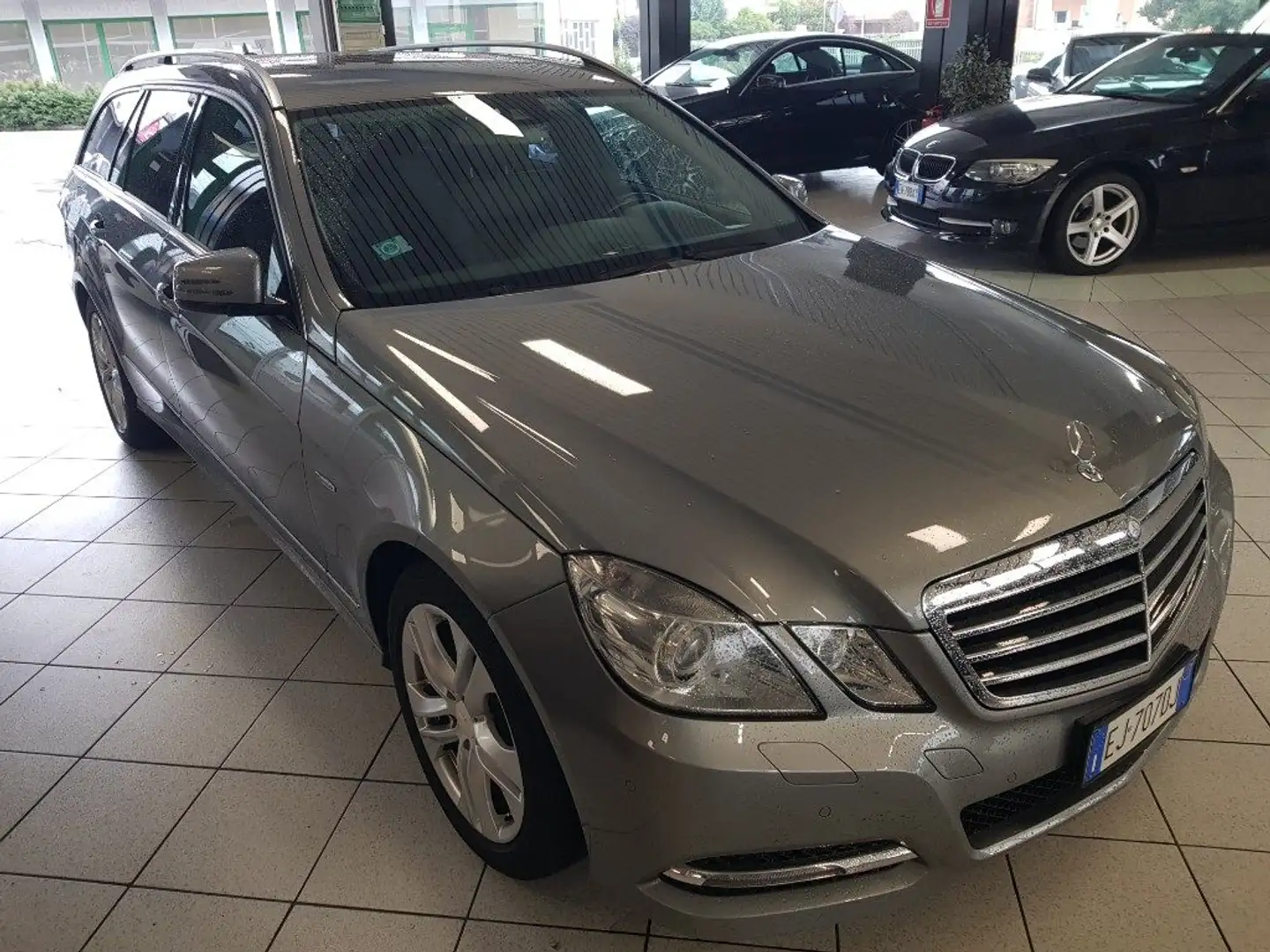 Mercedes-Benz E 250 CDI S.W. BlueEFFICIENCY Avantgarde 4 matic Grigio - 1
