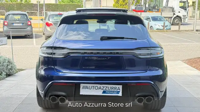 Porsche Macan view 5
