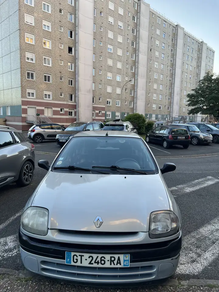 Renault Clio 1.4 Lido, foto 2