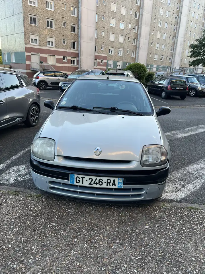 Renault Clio 1.4 Lido, foto 3