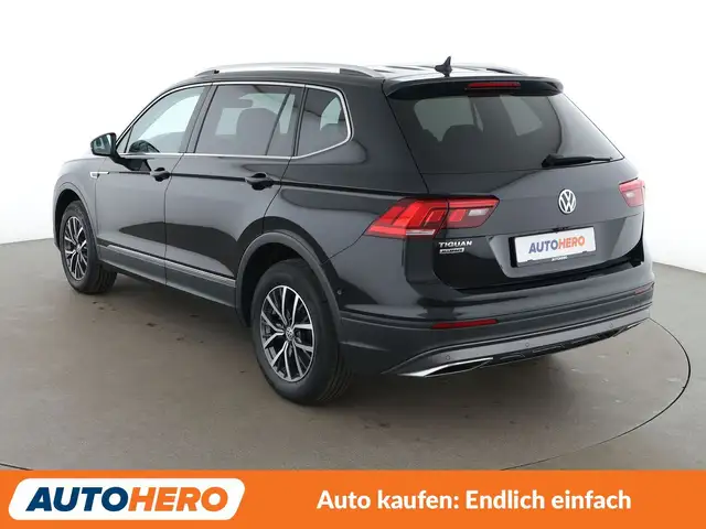 Volkswagen Tiguan Allspace view 4