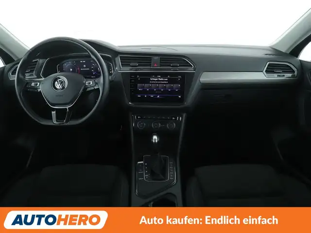 Volkswagen Tiguan Allspace view 12