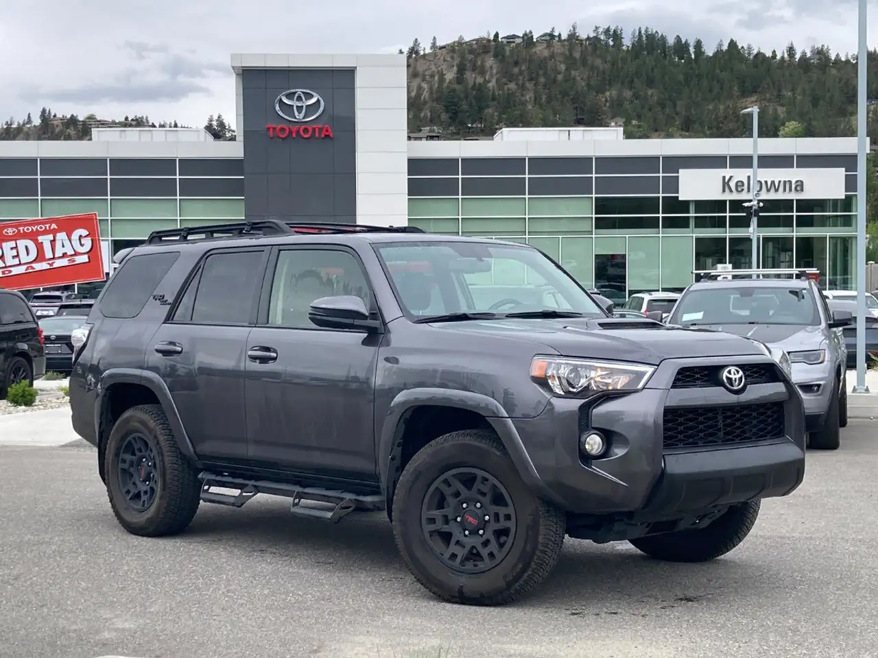 Toyota 4-Runner снимка Toyota 4-Runner