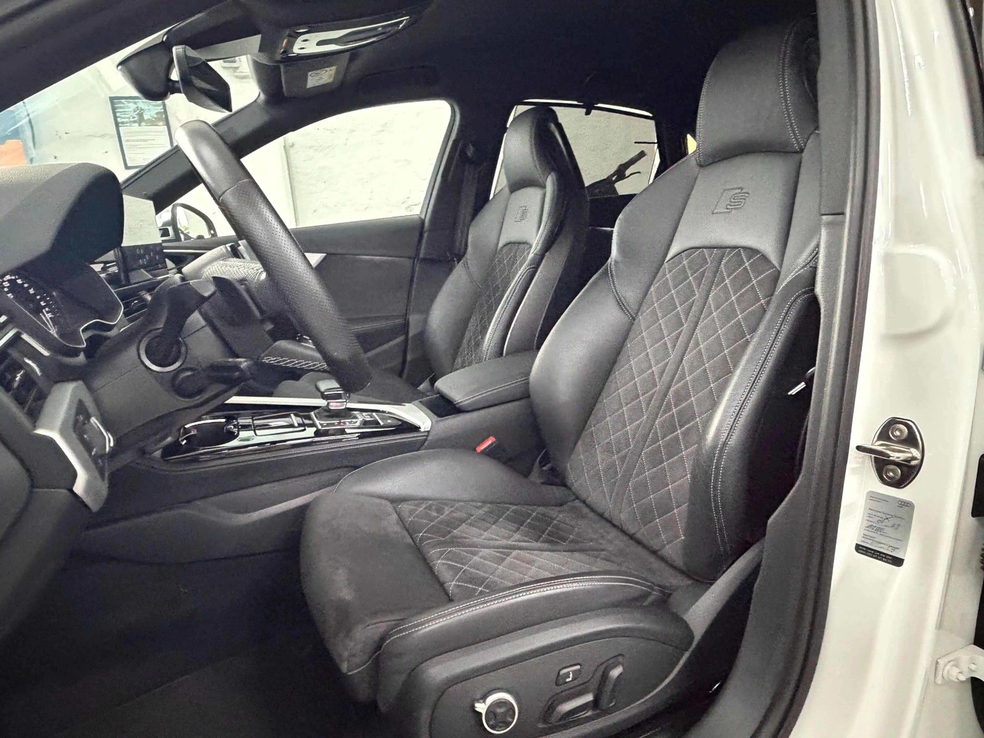 Audi S4 3.0 TDI quattro S-line Massage S. Memory B&O* — photo 14