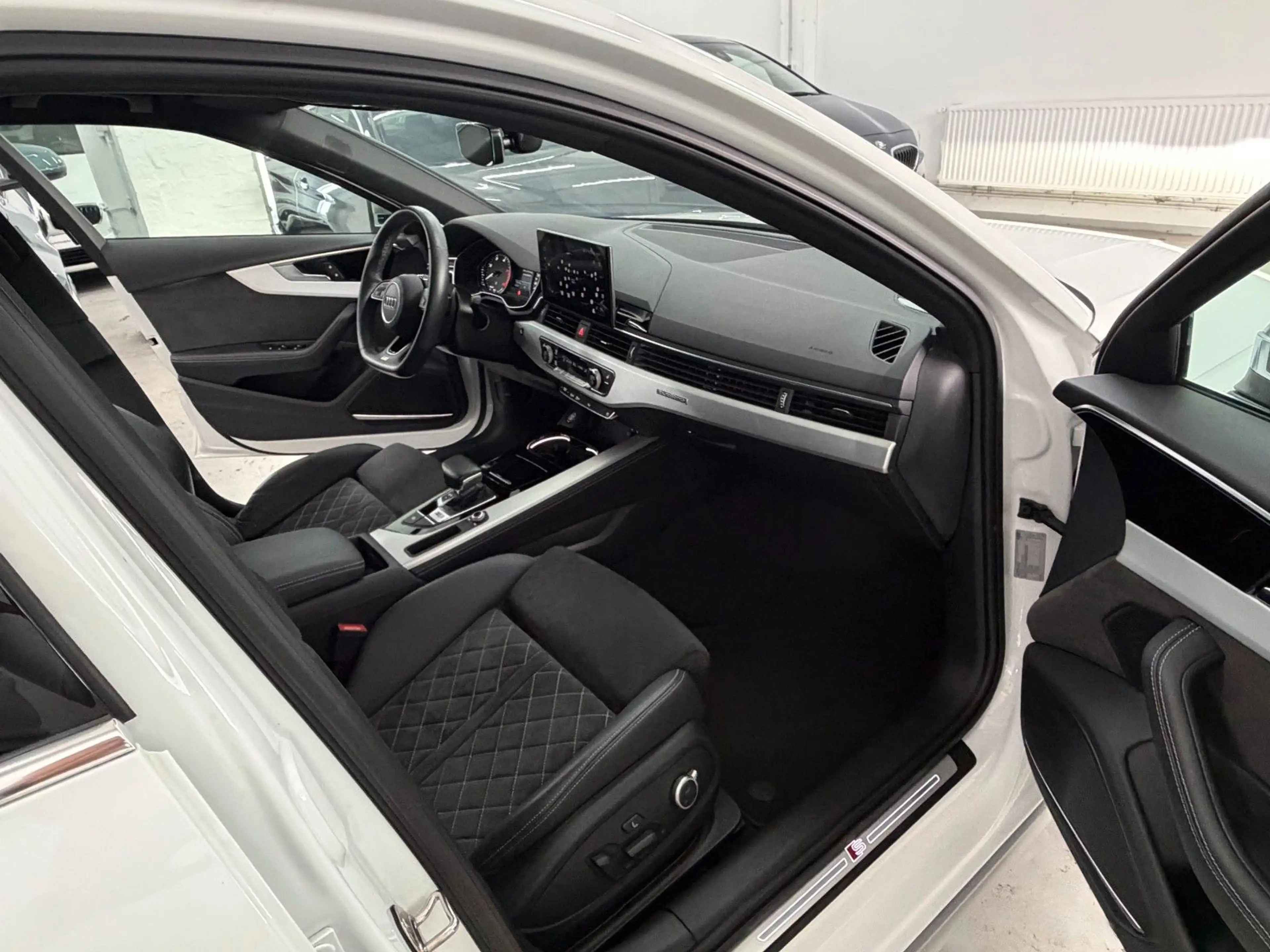 Audi S4 3.0 TDI quattro S-line Massage S. Memory B&O* — photo 10