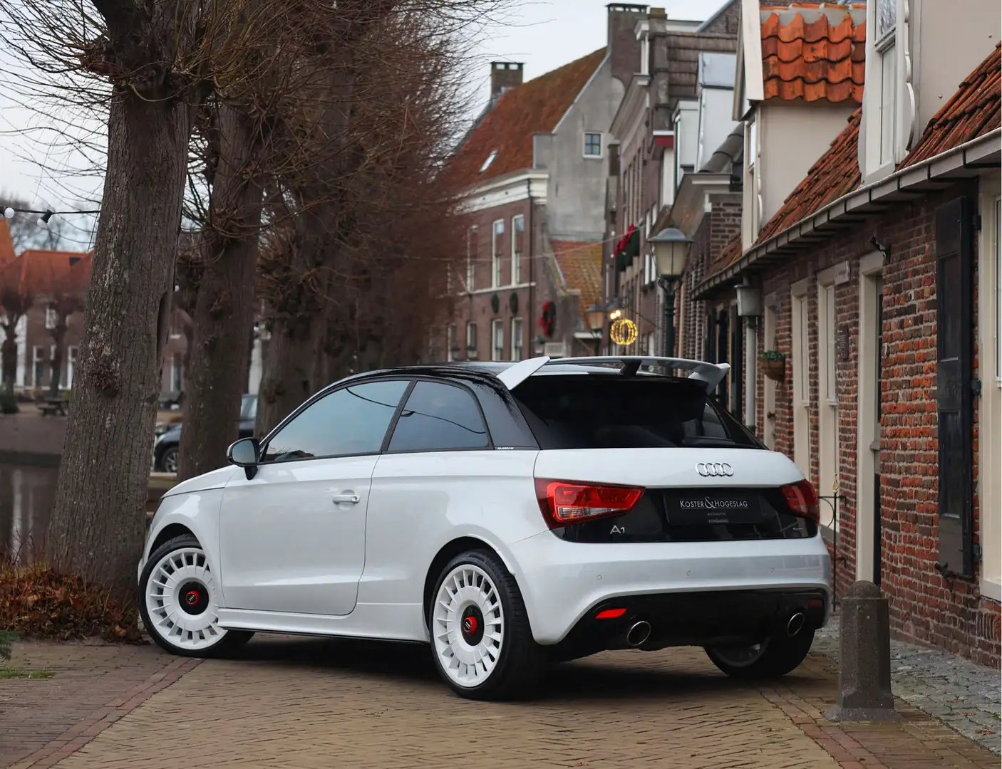 Audi A1 2.0 TFSI Quattro | 1/333 - Historie - BOSE Weiß - 2