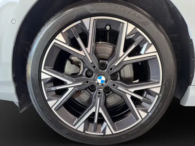 BMW R view 11
