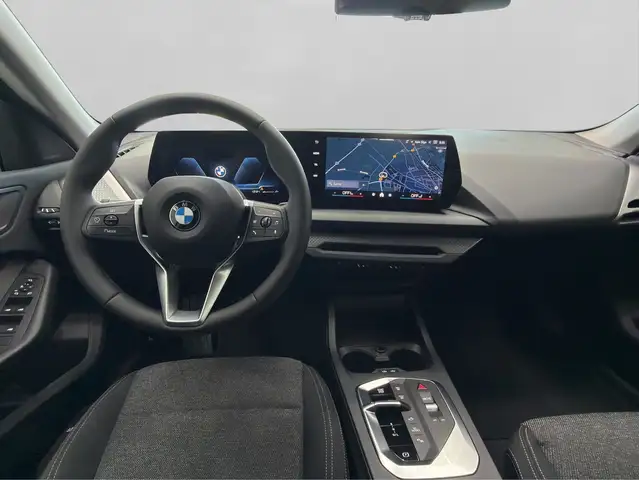 BMW 2 Series view 24