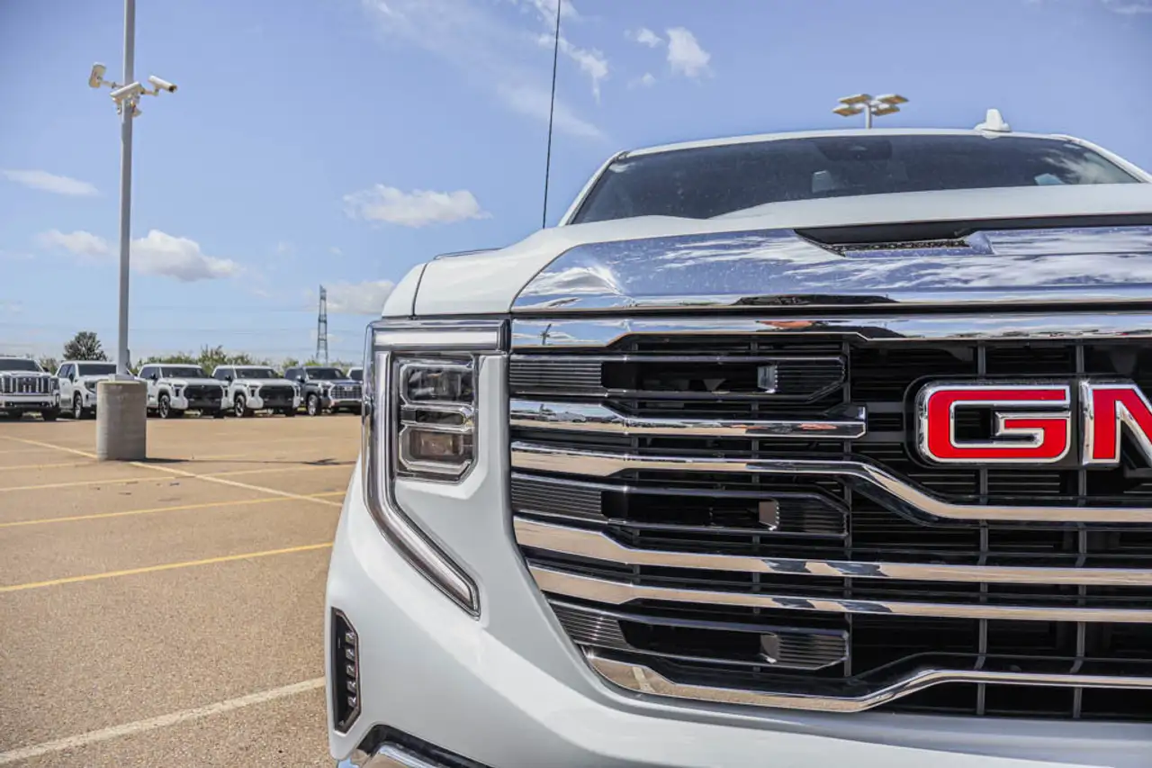GMC Sierra 1500 снимка GMC Sierra 1500