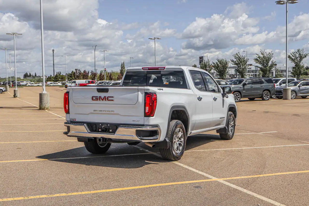 GMC Sierra 1500 снимка GMC Sierra 1500
