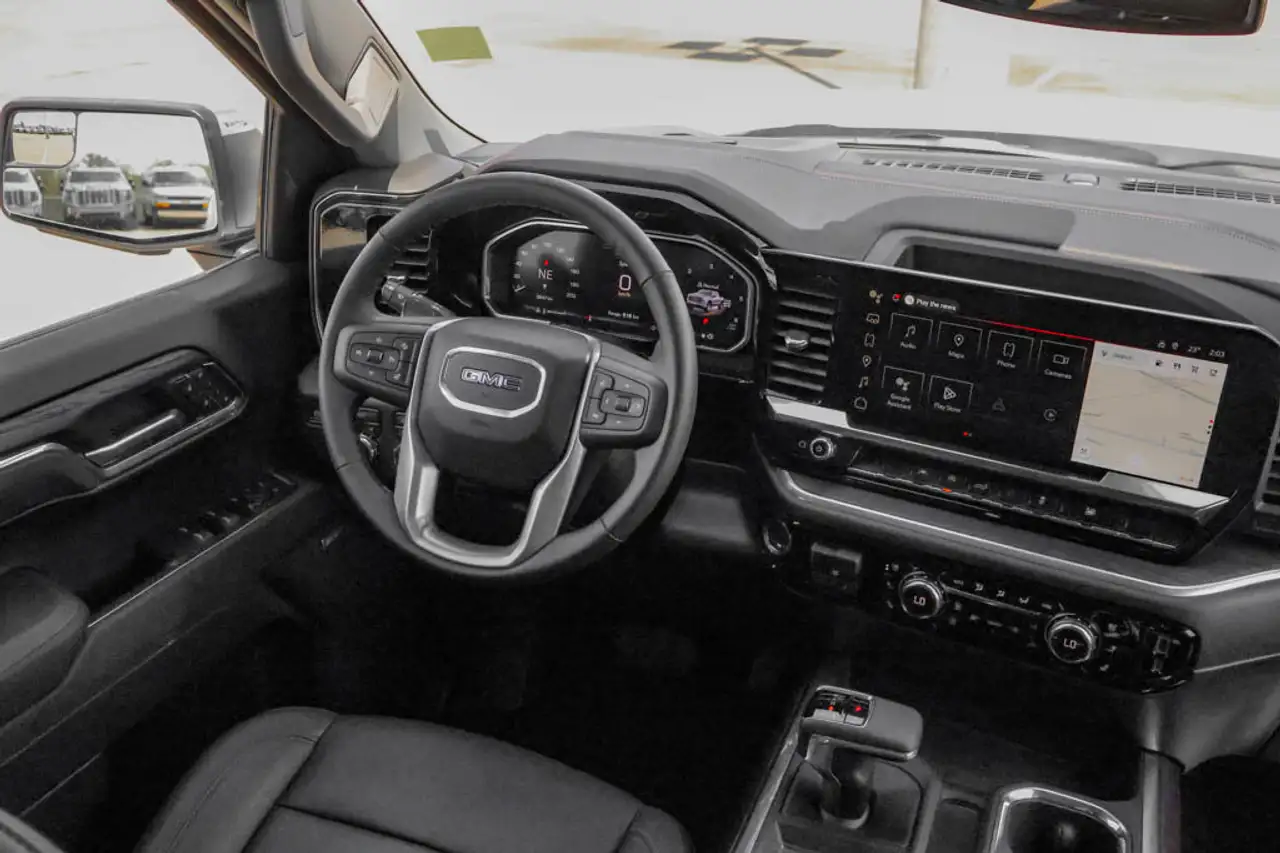 GMC Sierra 1500 снимка GMC Sierra 1500