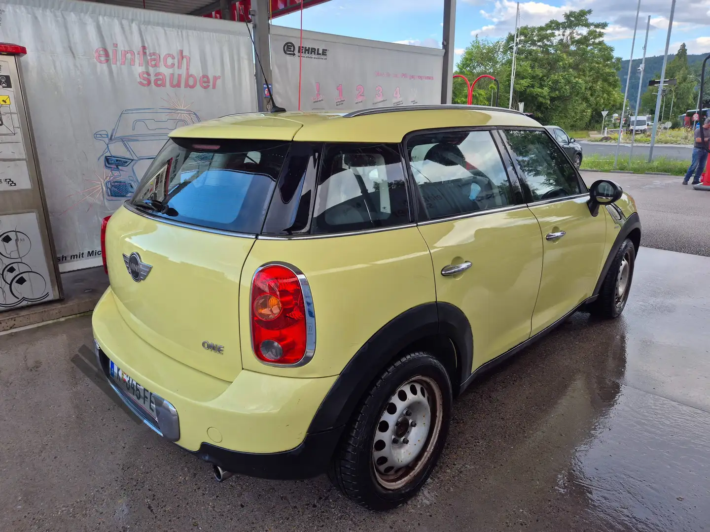 MINI One Countryman MINI Countryman ONE 1,6 Aut. ONE Gelb - 2