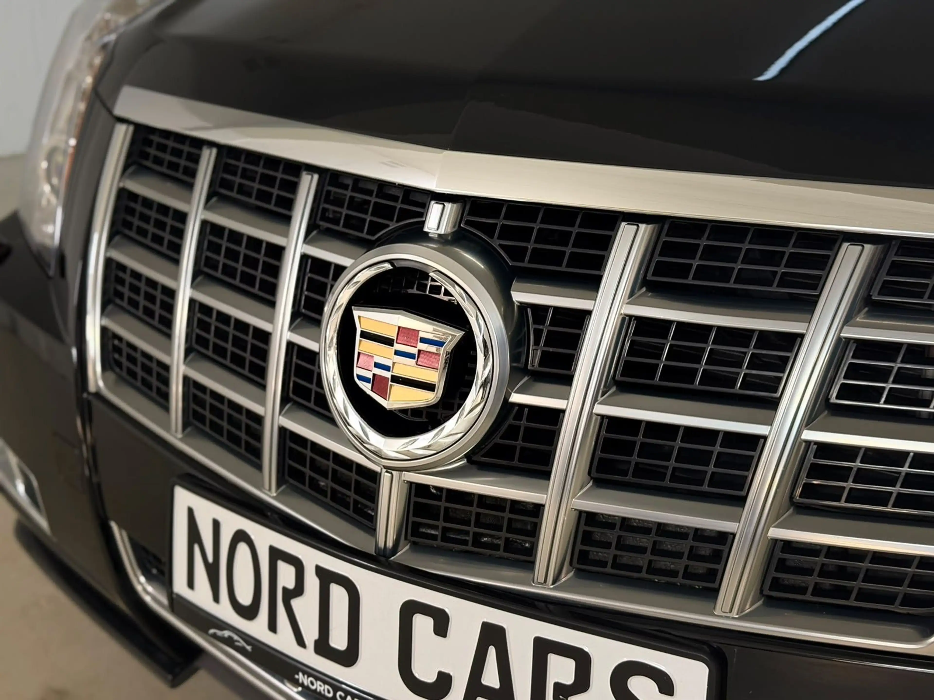 Cadillac CTS 3.0 V6 NUR 25.000KM *1.HAND *SAMMLERAUTO — photo 6