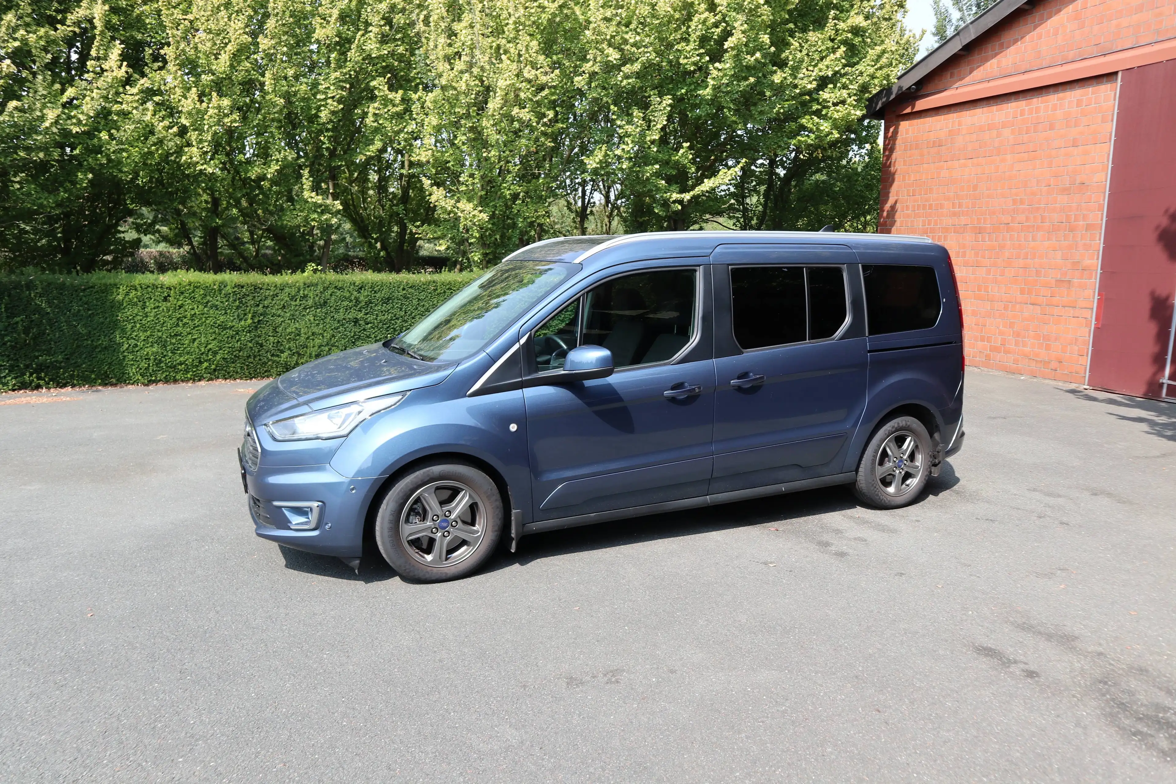 Ford Grand Tourneo Titanium Automatik*rollstuhlgerecht*Wenderampe*AMF-Bruns Umbau*Garantie* — photo 3