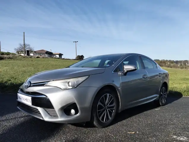 Toyota Avensis 150D Executive