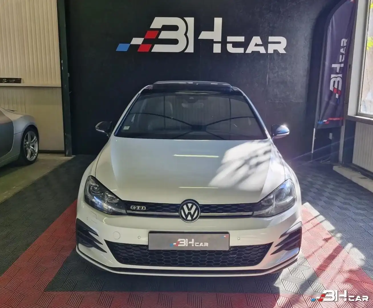 Volkswagen Golf Blanc - 2