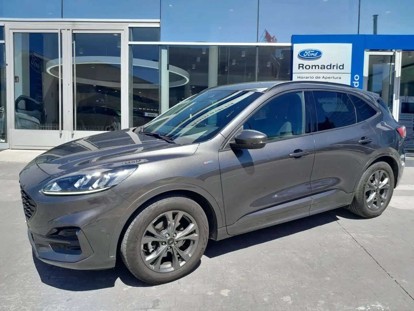 Ford Kuga 1.5 EcoBlue ST-Line FWD 120 Gris - 2