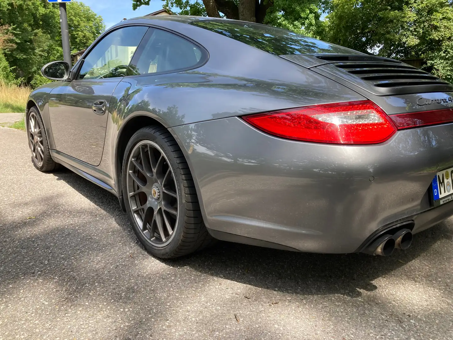 Porsche 997 911 997 Carrera 4 GTS Coupé PDK SAGA Navi Leder Gris - 2