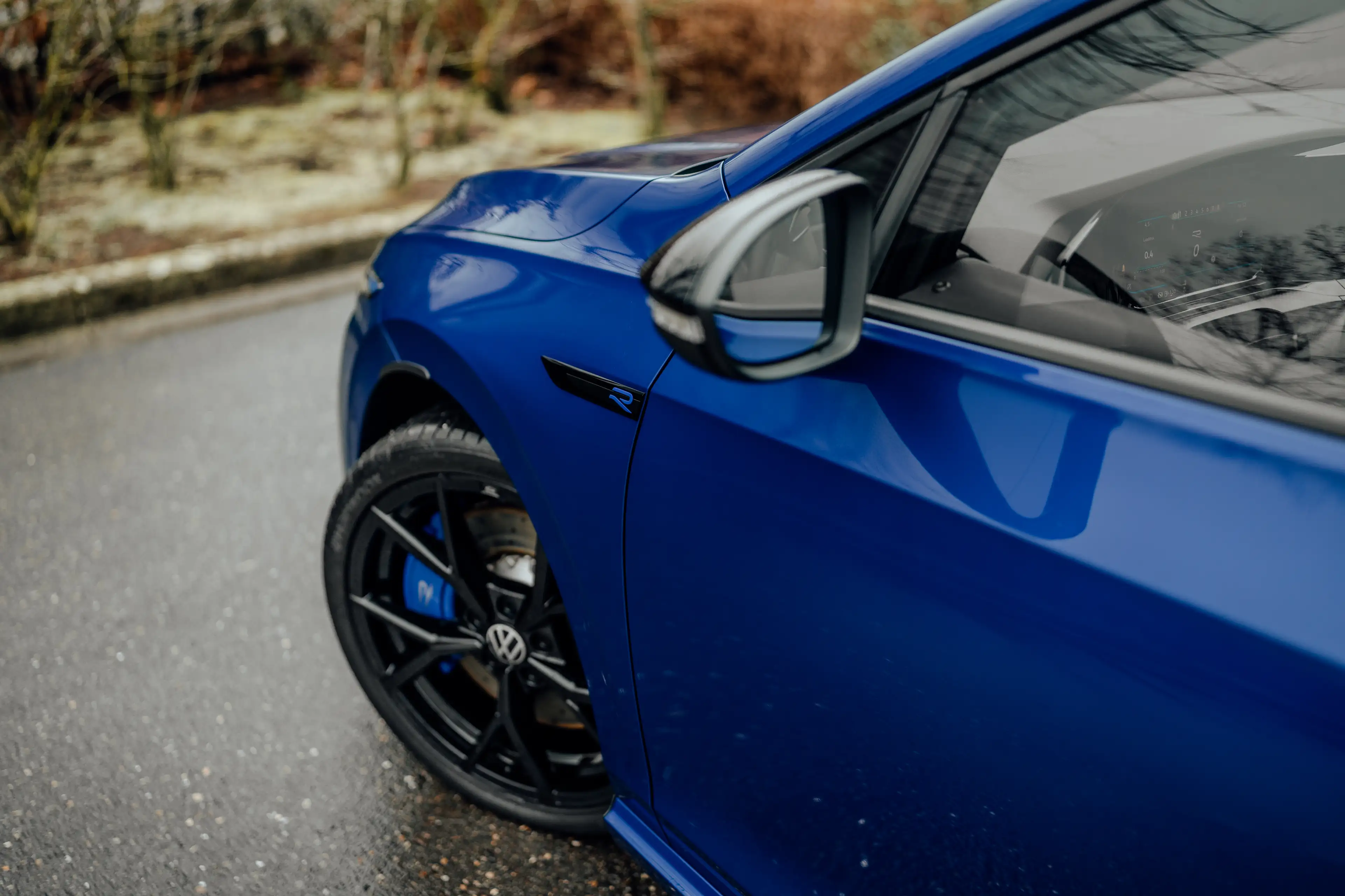 Volkswagen Golf R 20 JAHRE | AKRA | PANO | H&K | DCC | DRIFT MODE — photo 12