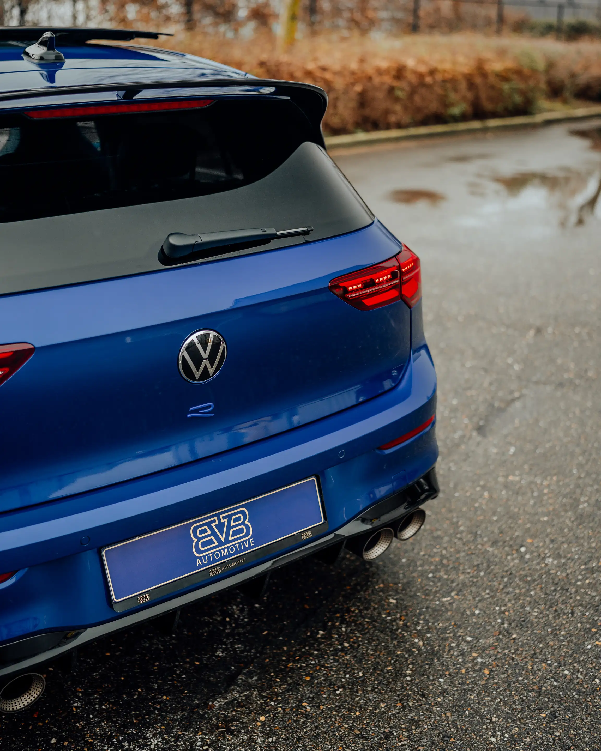 Volkswagen Golf R 20 JAHRE | AKRA | PANO | H&K | DCC | DRIFT MODE — photo 10