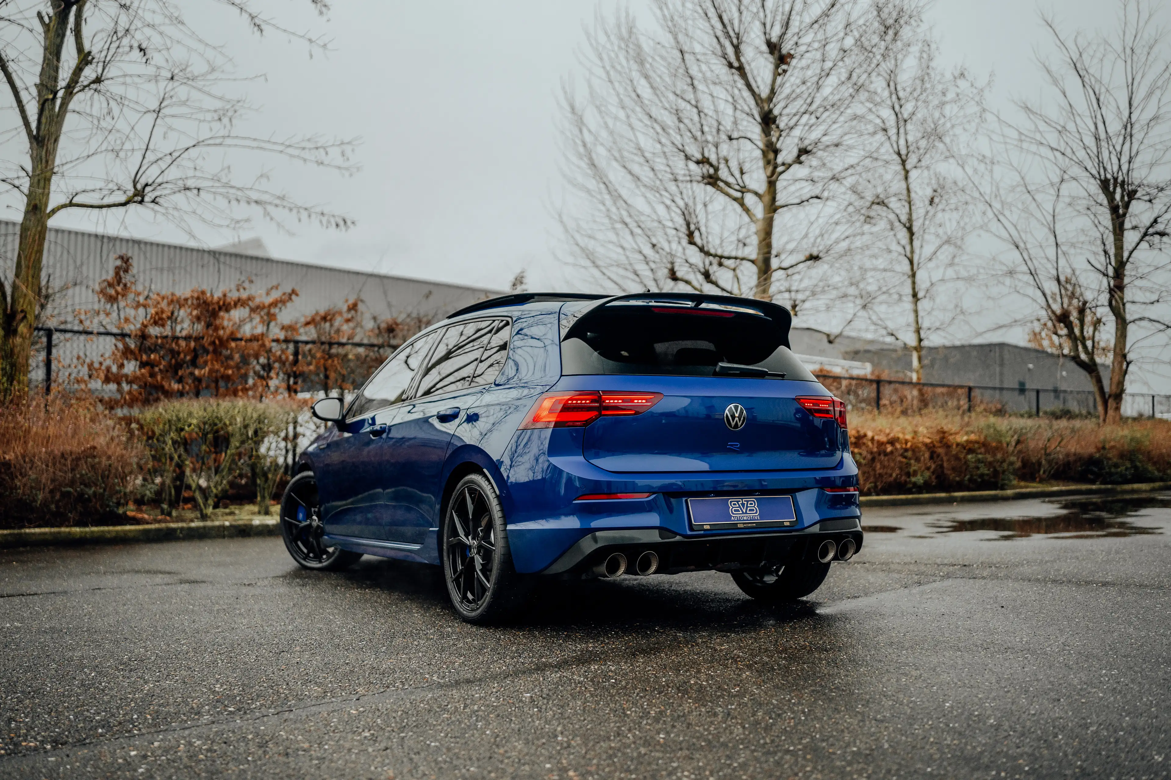 Volkswagen Golf R 20 JAHRE | AKRA | PANO | H&K | DCC | DRIFT MODE — photo 7