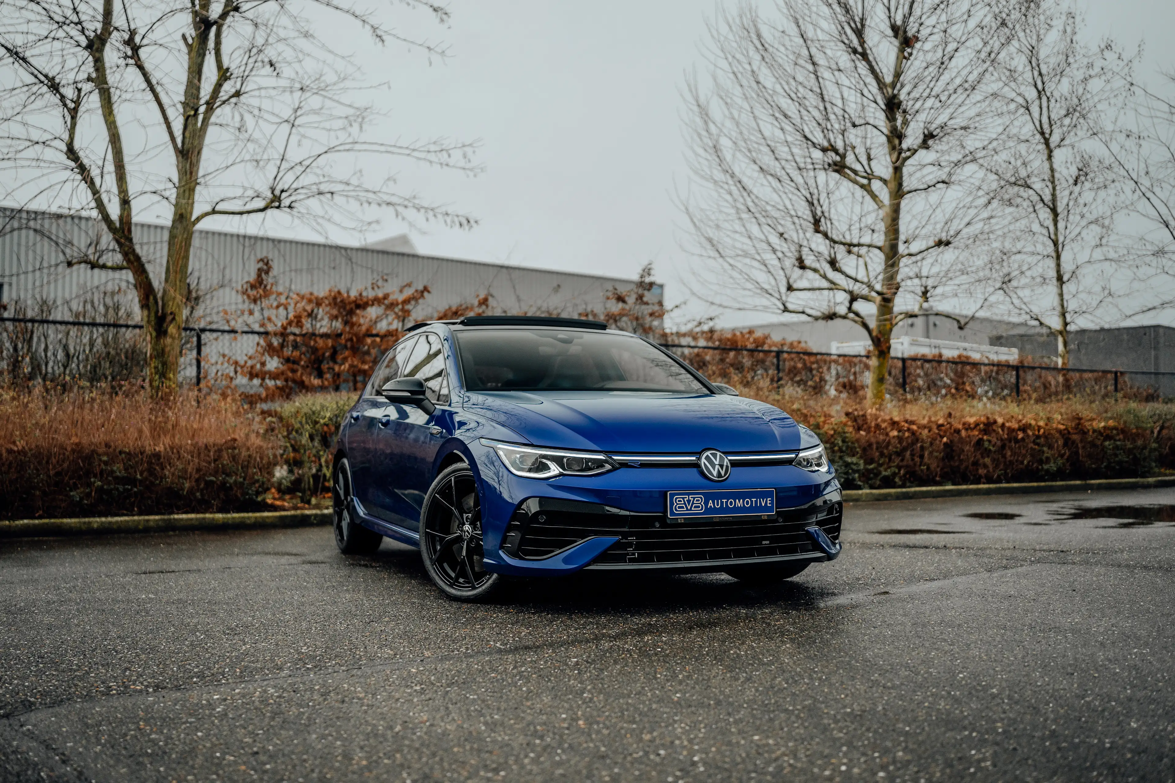 Volkswagen Golf R 20 JAHRE | AKRA | PANO | H&K | DCC | DRIFT MODE — photo 3
