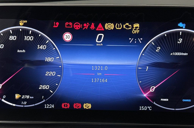 Mercedes-Benz C 220 d T AMG Line AHK ACC MBUX+ — photo 8