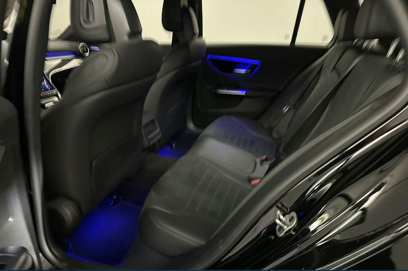 Mercedes-Benz C 220 d T AMG Line AHK ACC MBUX+ — photo 6