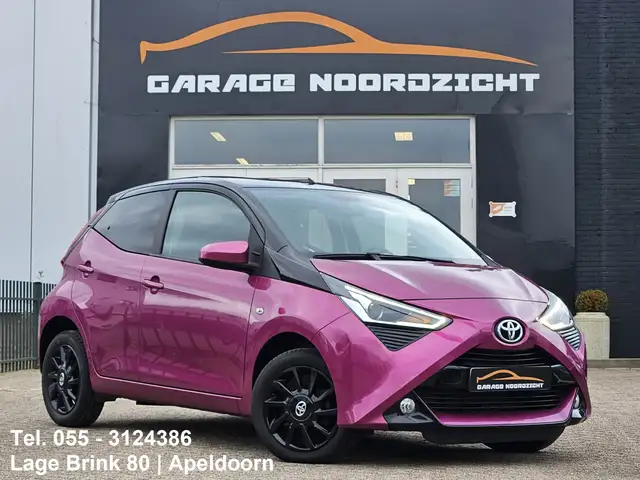 Toyota Aygo 1.0 VVT-i x-play AIRCO|CAMERA|GETINT GLAS|LM-VELGE